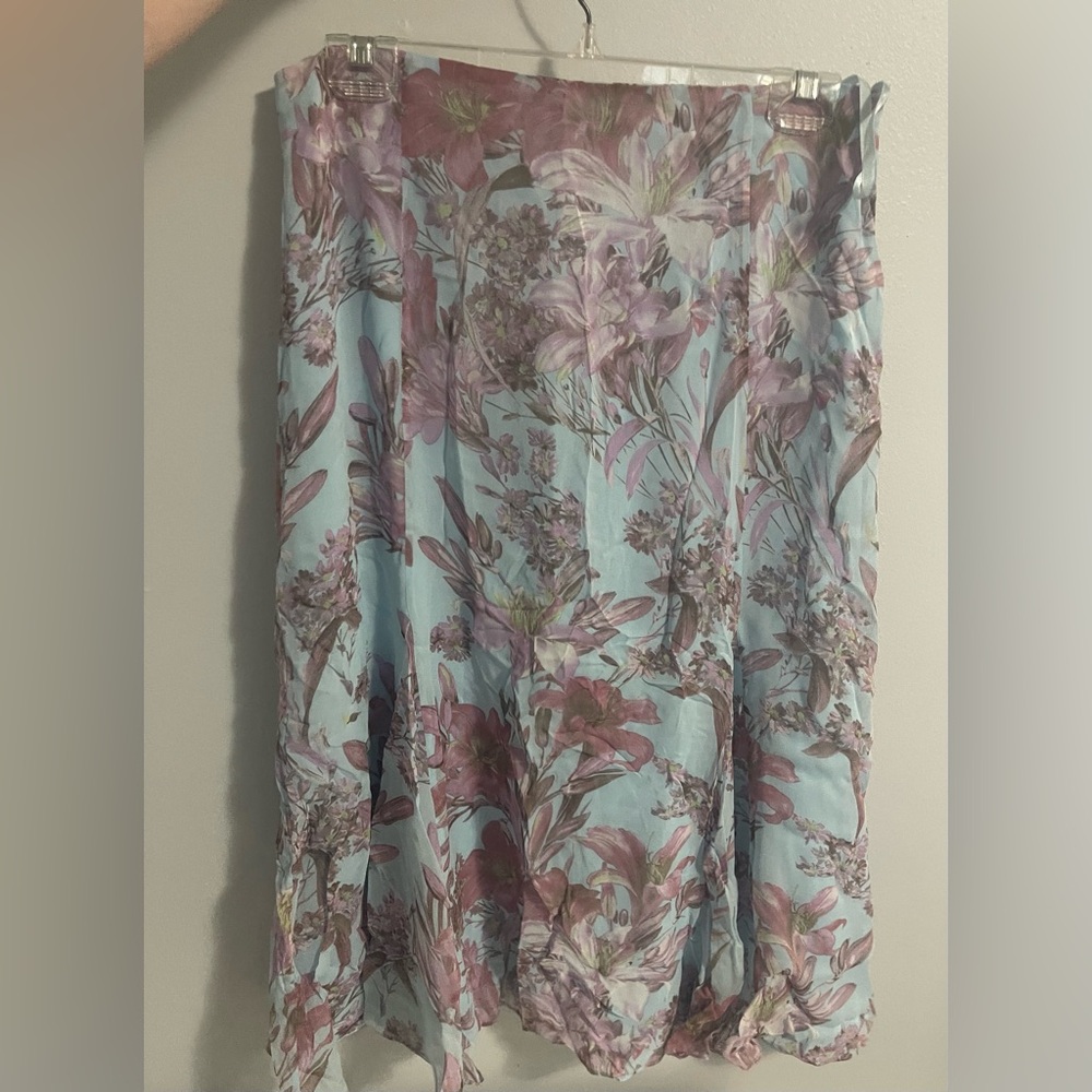 Woman’s skirt